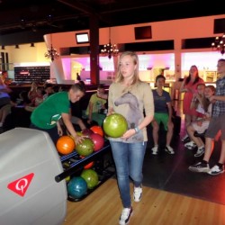 Bowling (15) - Toneelvereniging Plankenkoorts 